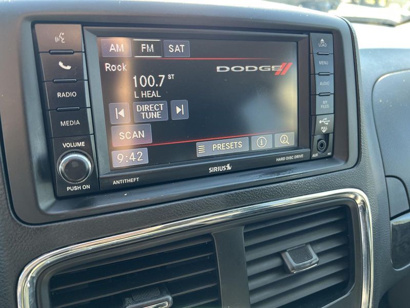 2015 Dodge Grand Caravan SXT photo 17