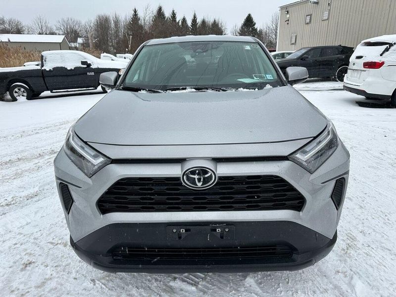 2023 Toyota RAV4 LEImage 9