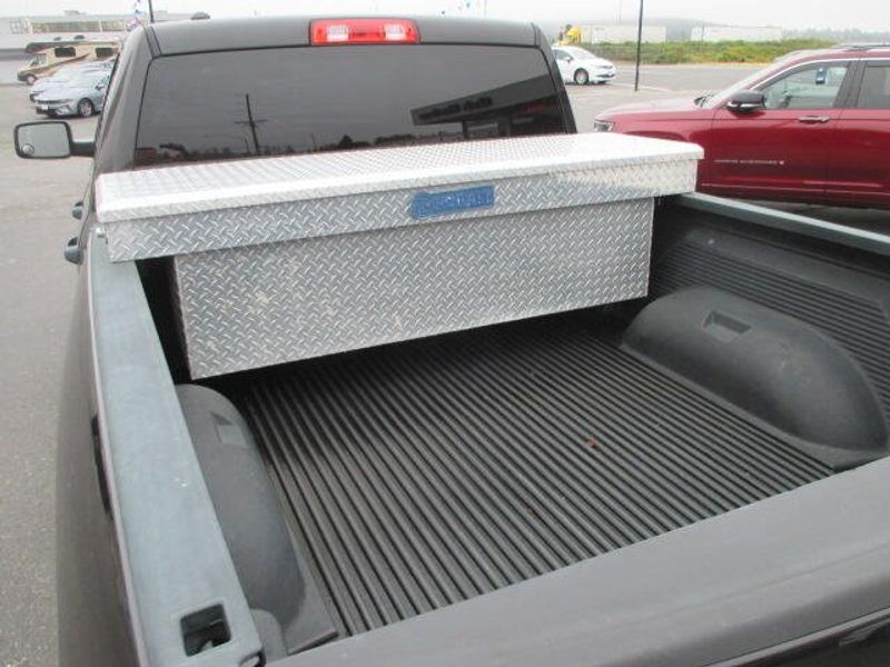 Used 2018 RAM 1500 ExpressImage 11