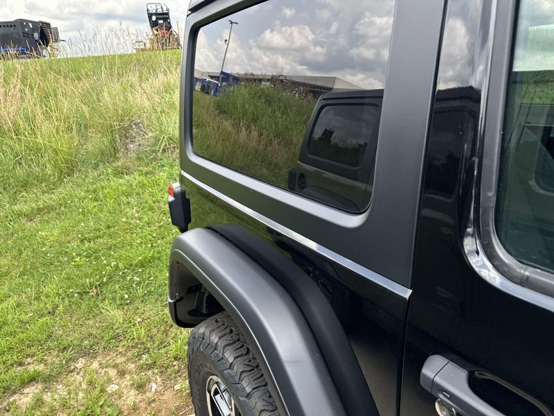 2025 Jeep Wrangler 2-door RubiconImage 6