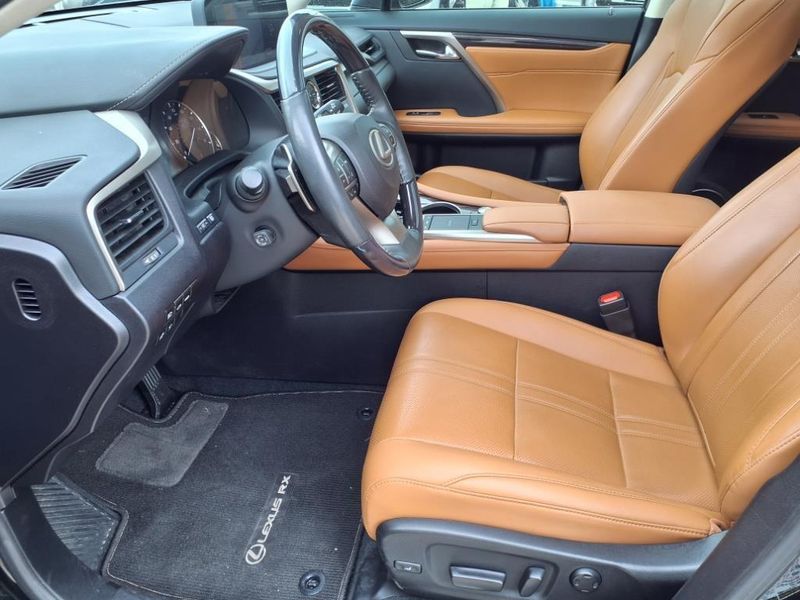 2021 Lexus RX 350Image 21