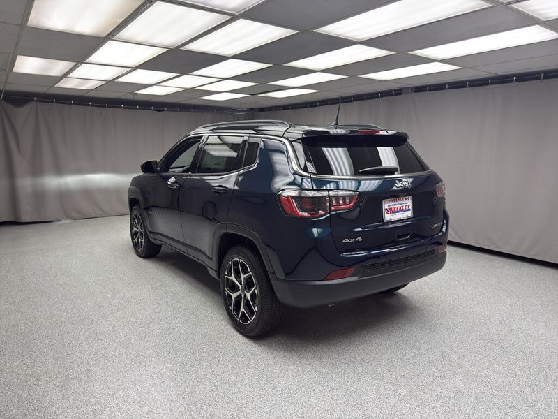 New 2026 Jeep Compass Limited 4x4Image 2