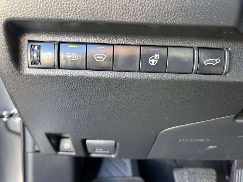 2023 Toyota RAV4 Hybrid XLE PremiumImage 13