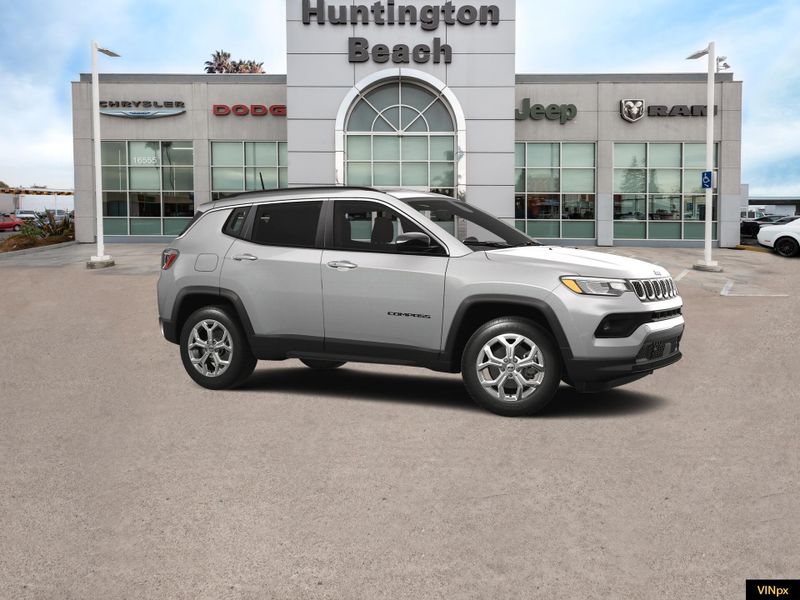 2025 Jeep Compass Latitude 4x4Image 10