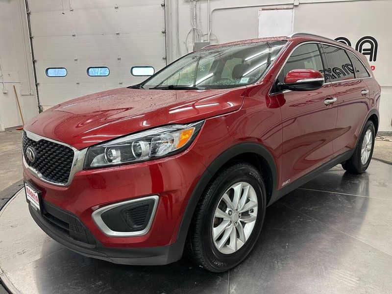2016 Kia Sorento LXImage 11