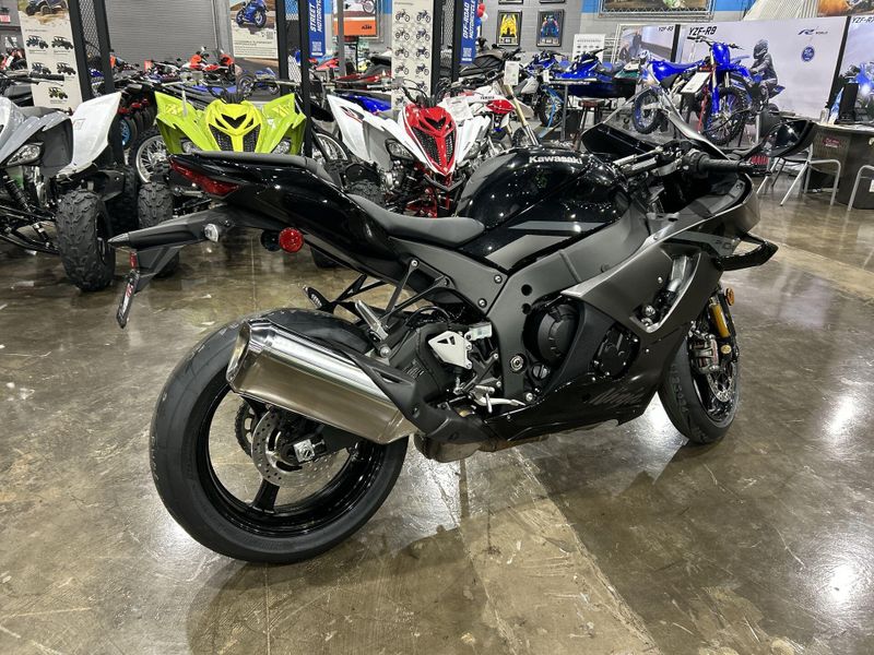 New 2026 Kawasaki NINJA ZX-10R ABS Image 13
