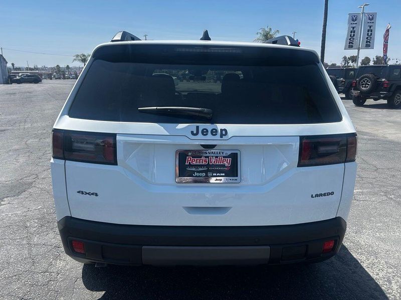 New 2026 Jeep Cherokee LaredoImage 6