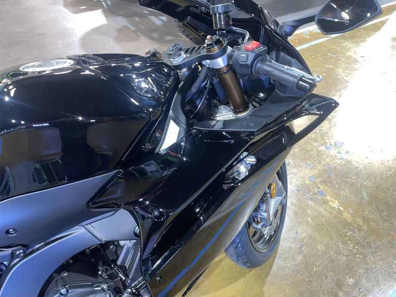 New 2027 Yamaha YZF-R9 Image 20