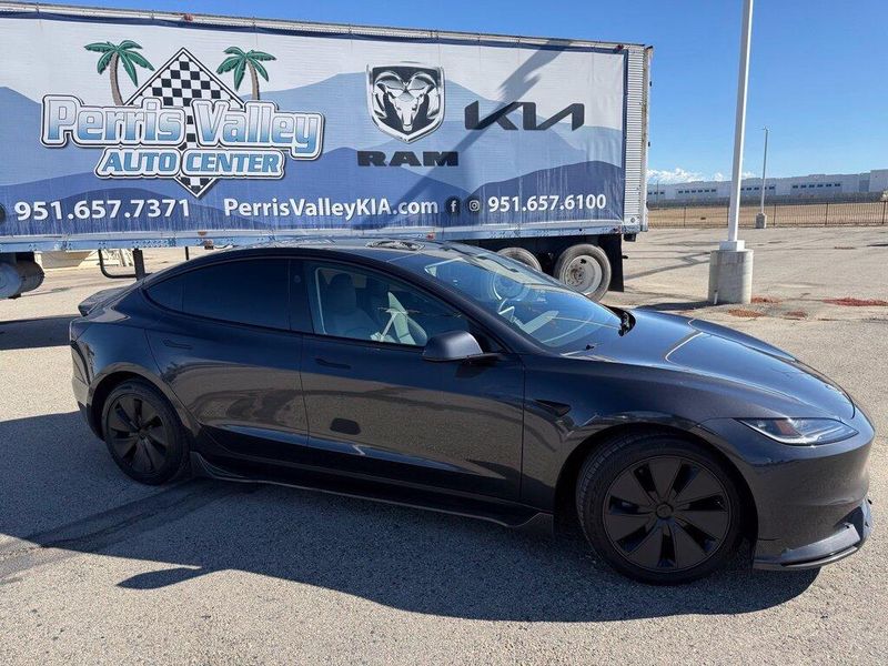 Used 2024 Tesla Model 3 BaseImage 2
