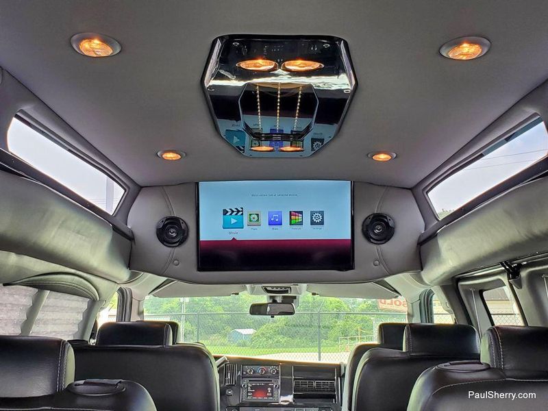 2019 GMC Savana 2500 Image 33