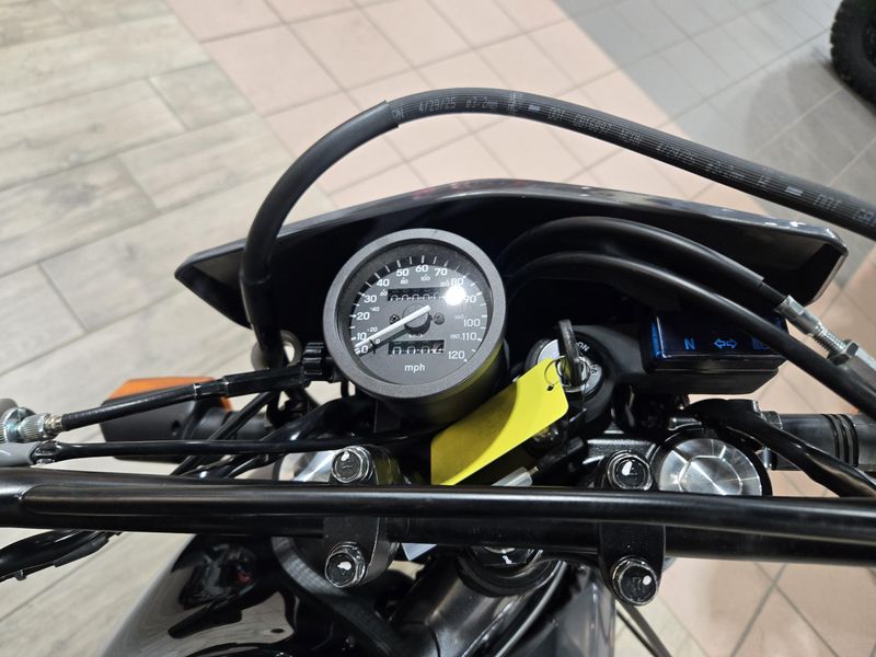 NEW 2026 SUZUKI DR 650S Image 17