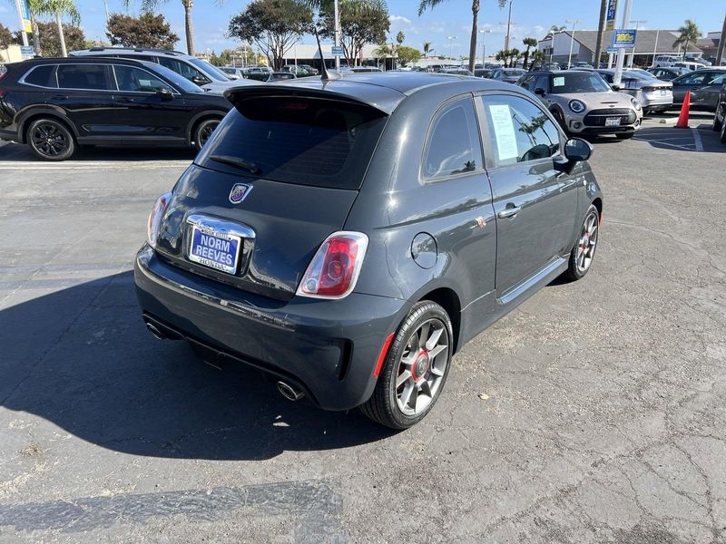 2016 Fiat 500 AbarthImage 4