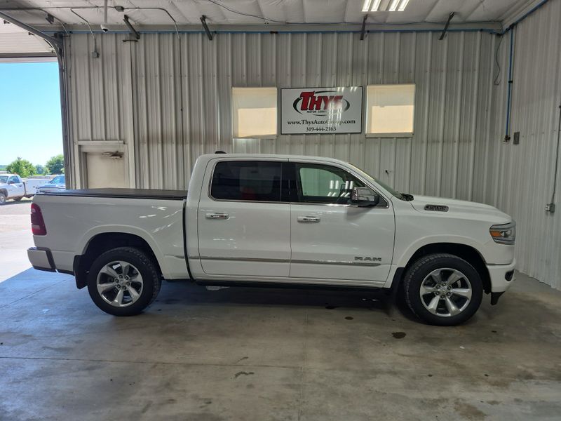 2019 RAM 1500 LimitedImage 1