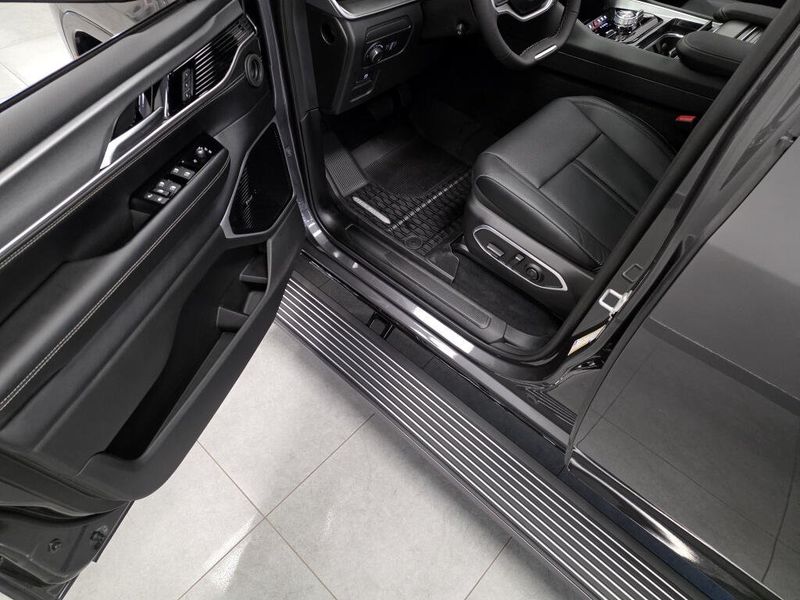 2026 Jeep Grand Wagoneer L Grand Wagoneer L Limited Reserve 4x4