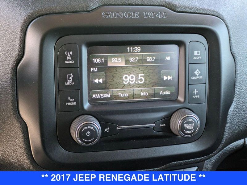 2017 Jeep Renegade Latitude North Edition photo 19