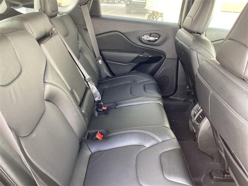 New 2023 Jeep Cherokee Altitude Lux 4x4Image 14