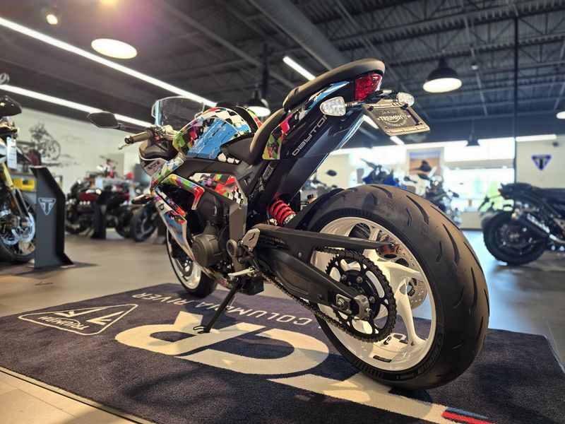 2025 Triumph DAYTONA 660 