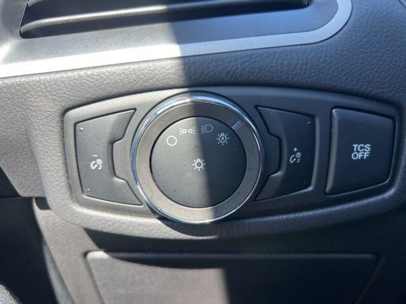 2024 Ford Edge SELImage 38