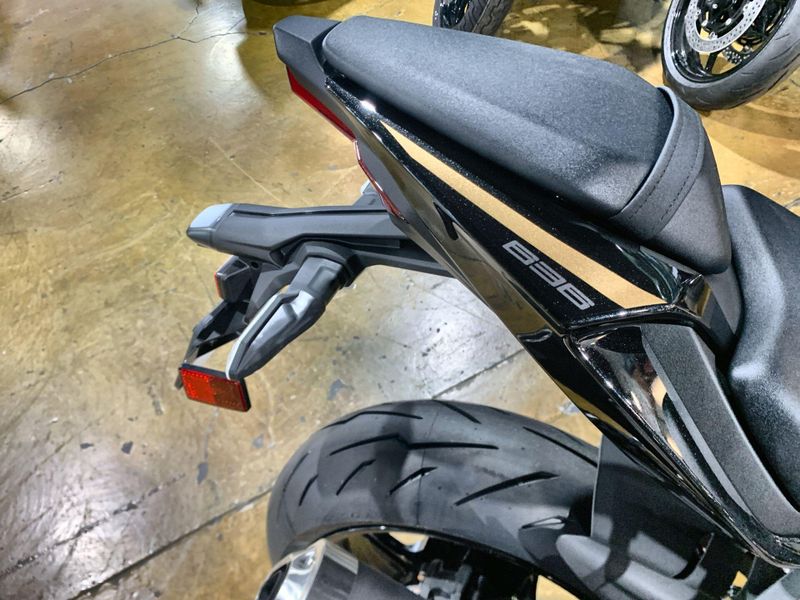 New 2026 Kawasaki NINJA ZX-6R Image 16