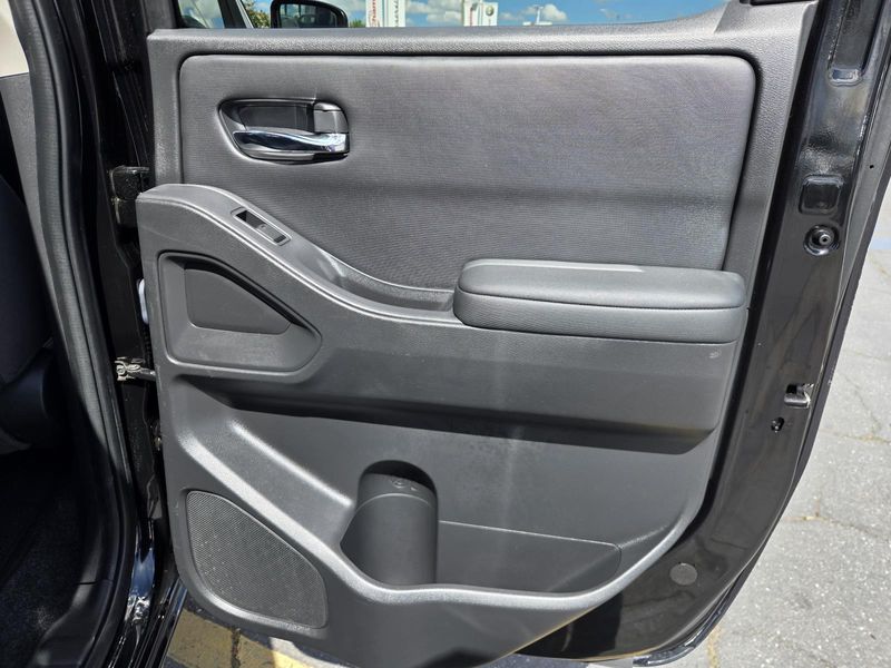 Used 2023 Nissan Frontier Crew Cab 4x2 SV Auto *Ltd Avail*