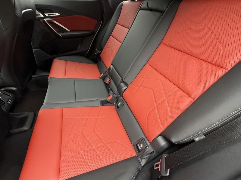 2025 BMW X1 xDrive28iImage 29