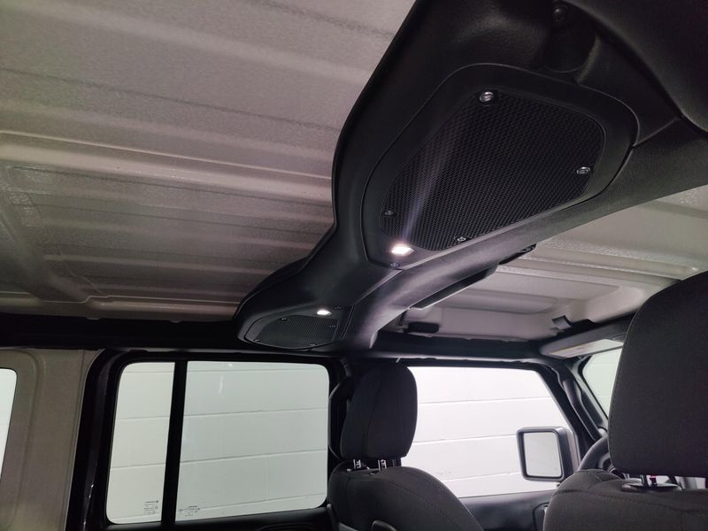 Used 2025 Jeep Wrangler 4xE Rubicon 4WD w/ConvenienceImage 15