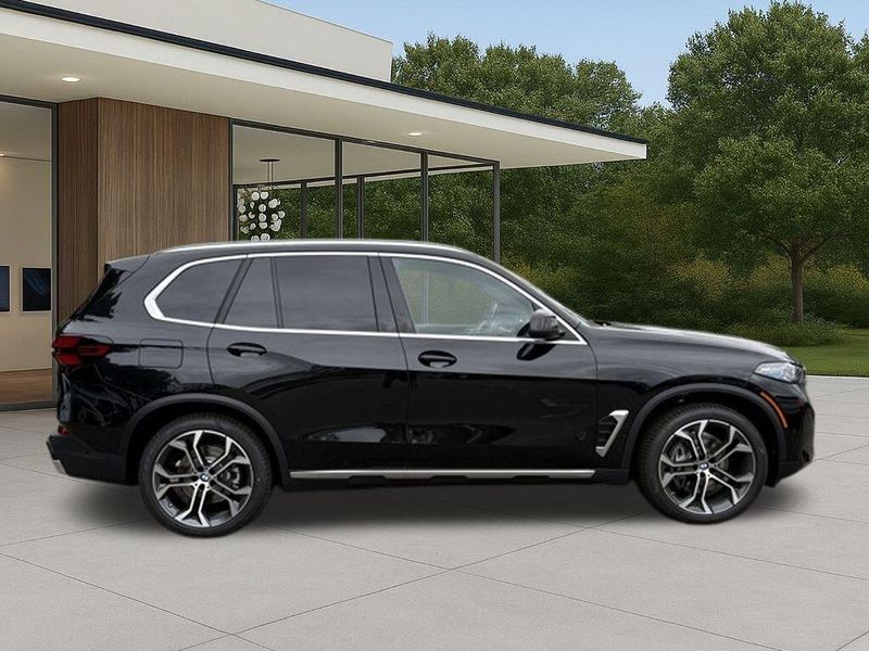 New 2026 BMW X5 xDrive40iImage 7