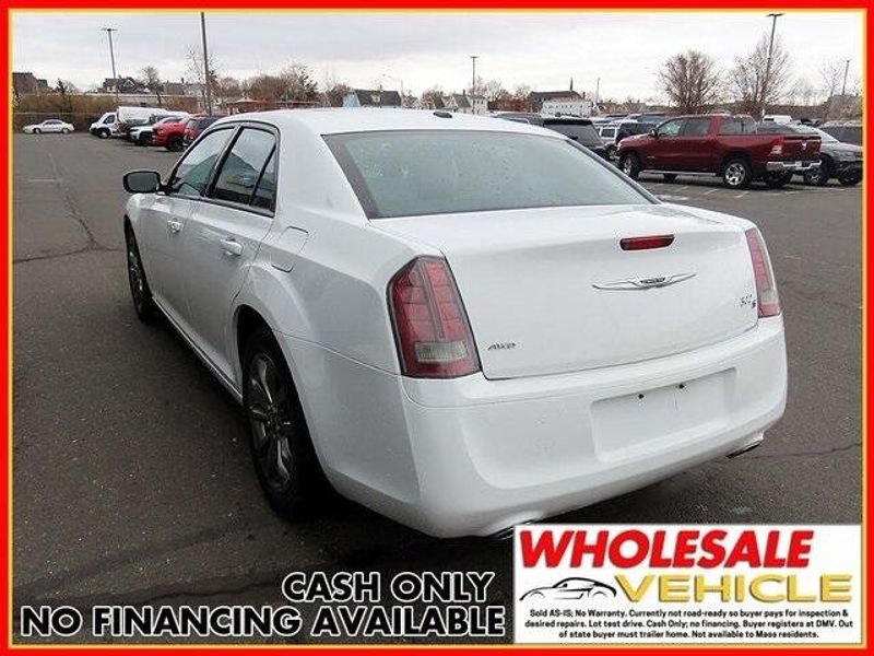 2014 Chrysler 300 SImage 5