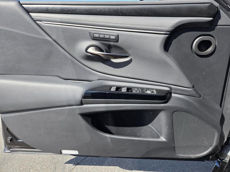 Used 2024 Lexus ES 350 FWD
