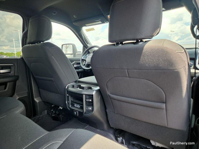 New 2025 RAM 3500 Big Horn Crew Cab 4x4 8