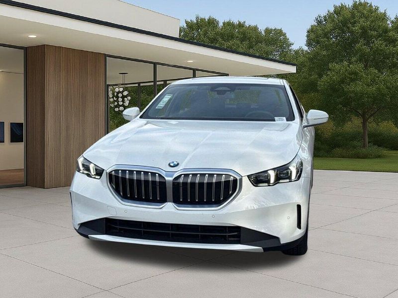 New 2027 BMW 5 Series 530iImage 3