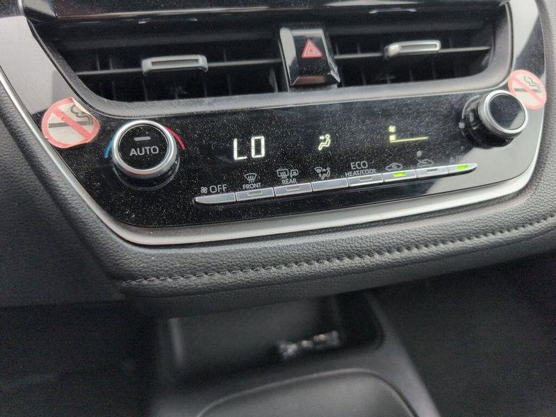 2021 Toyota Corolla SEImage 14