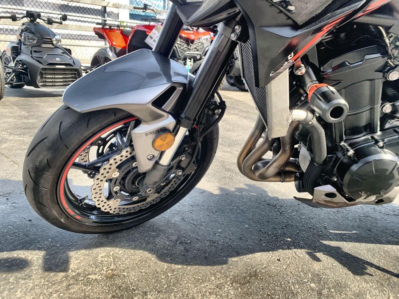 Used 2023 Kawasaki Z900 ABS Image 10