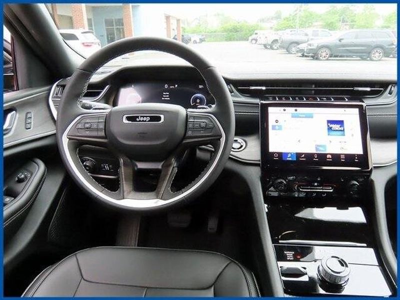 2025 Jeep Grand Cherokee LimitedImage 11