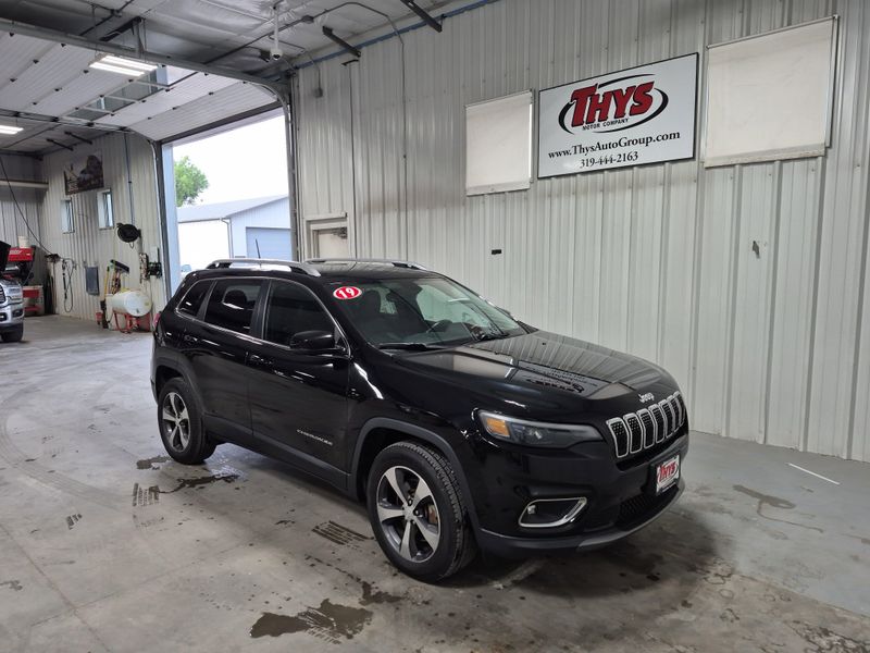 2019 Jeep Cherokee LimitedImage 3