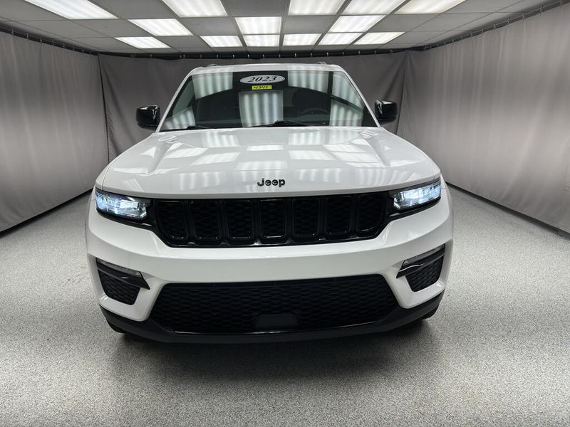 Used 2023 Jeep Grand Cherokee LimitedImage 6