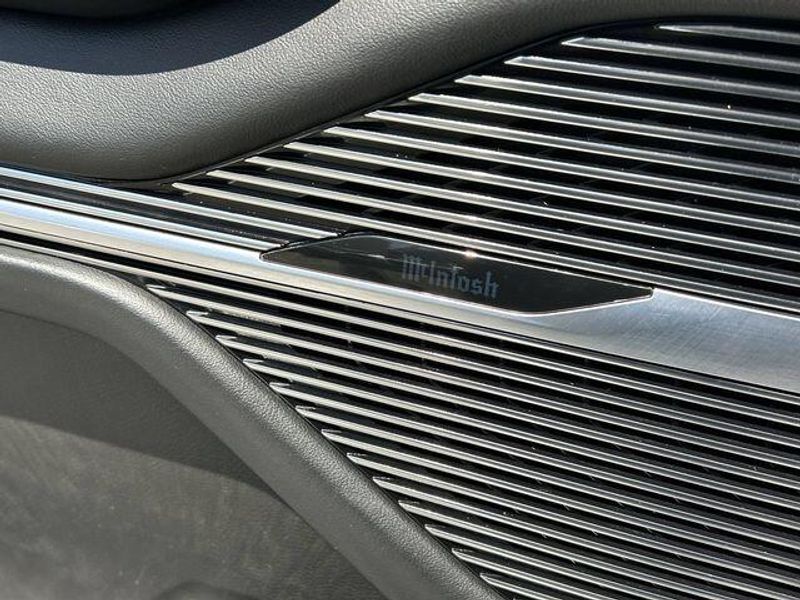 2024 Jeep Grand Wagoneer L Series II ObsidianImage 30