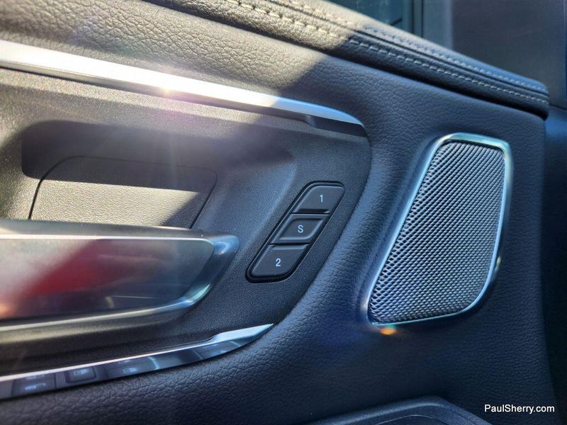 2026 Ram 1500 Laramie photo 23