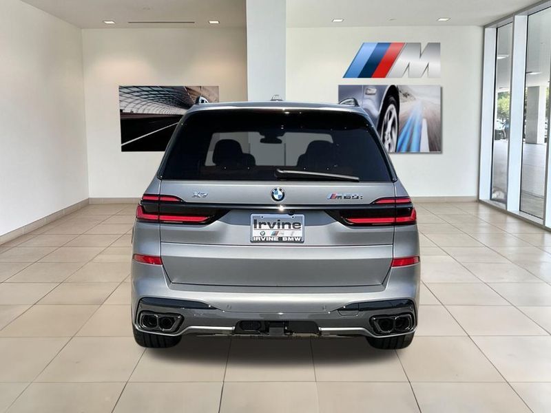 2025 BMW X7 M60iImage 6