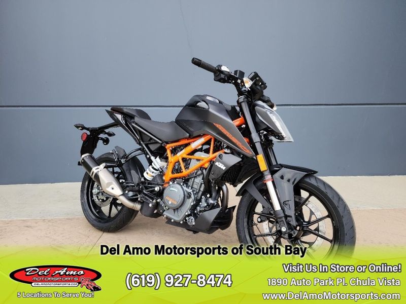 2023 KTM 390 DUKEImage 1