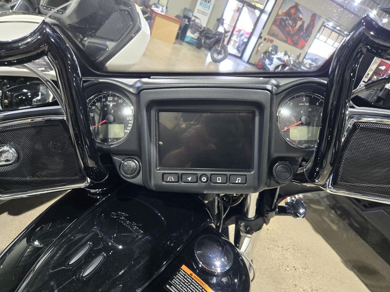 Used 2022 Indian Motorcycle CHIEFTAIN BLACK METALLIC 49ST BASE Image 6