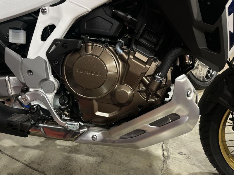 New 2025 Honda AFRICA TWIN ADV SP ES Image 16