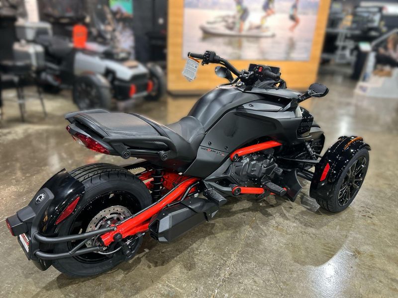 New 2026 Can-Am SPYDER F3-S (SE6) Image 14