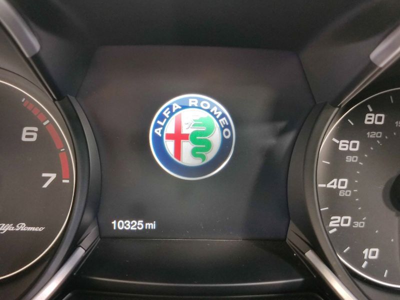 2023 Alfa Romeo Stelvio Veloce Q4 AWD w/Prem & Activ PkgImage 32