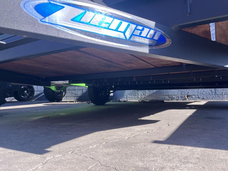 New 2025 Zieman F-712 WOOD DECK Image 12