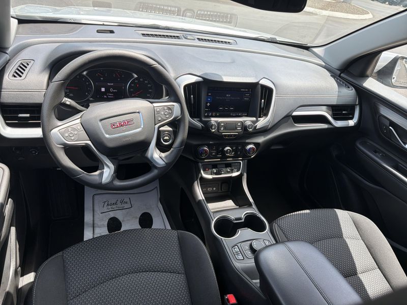 Used 2022 GMC Terrain SLEImage 27
