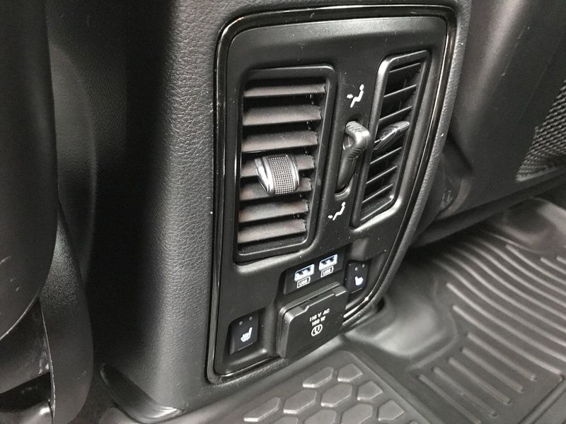 2018 Dodge Durango R/T photo 15