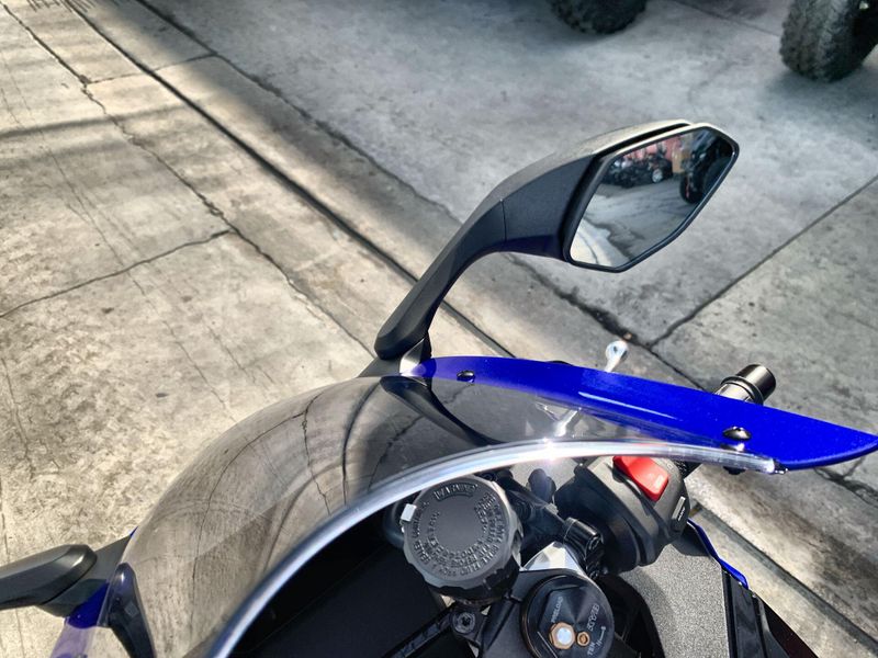 New 2025 Yamaha YZF-R9 Image 14