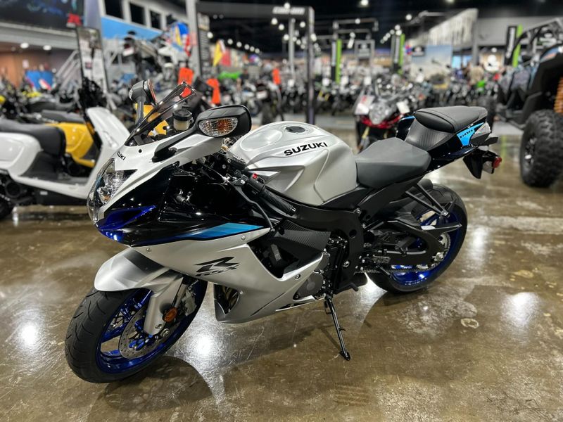 New 2026 Suzuki GSX-R600 Image 19