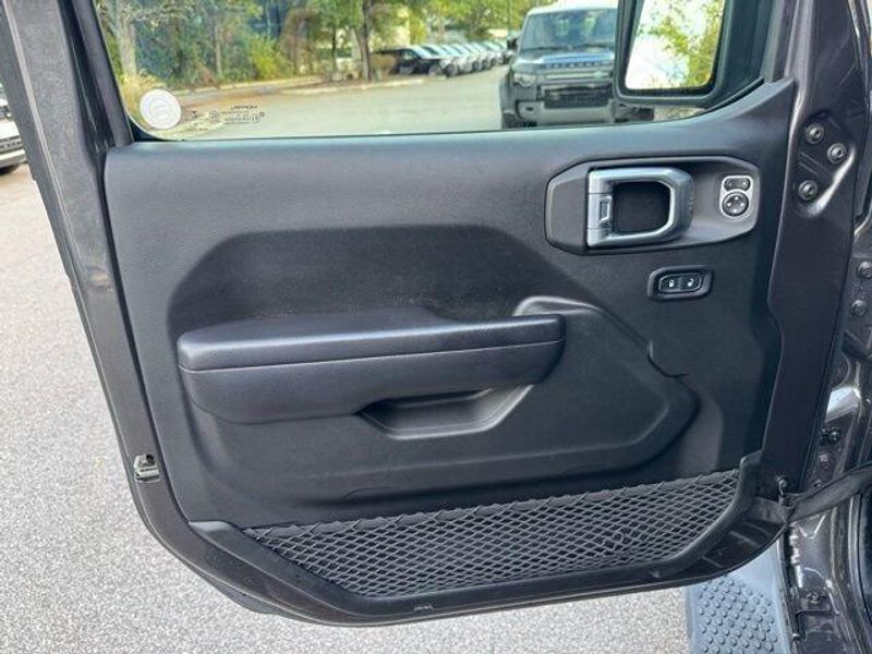 Used 2018 Jeep Wrangler Unlimited Sport S